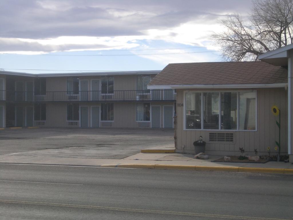 Laramie Valley Inn מראה חיצוני תמונה