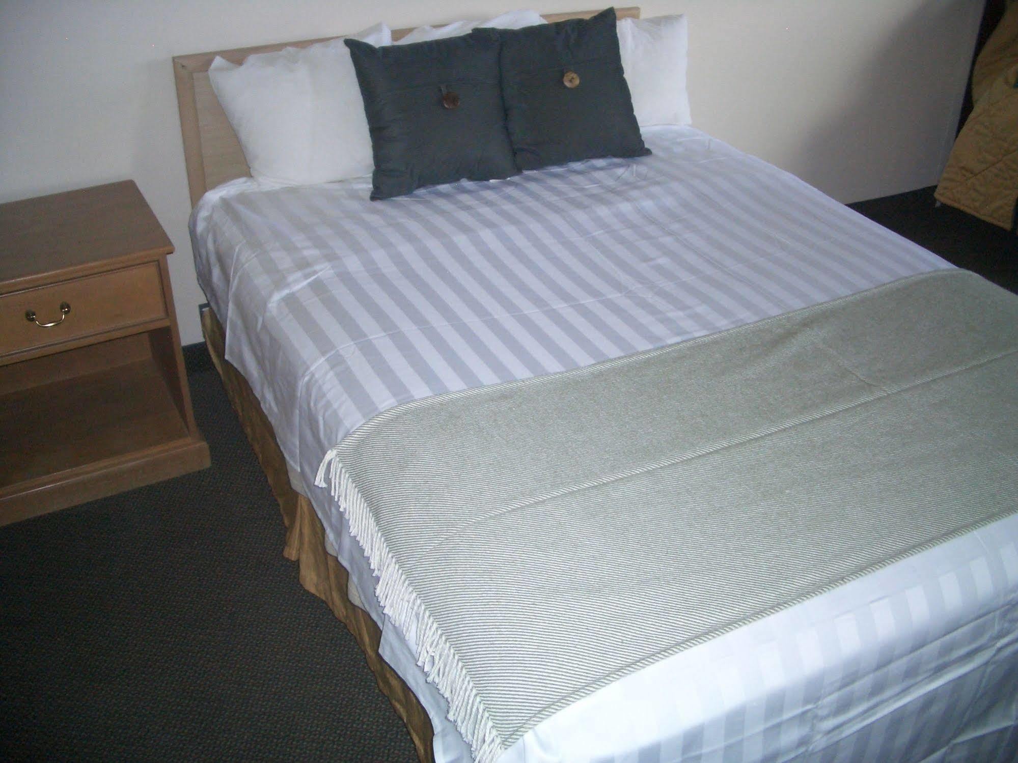 Laramie Valley Inn מראה חיצוני תמונה