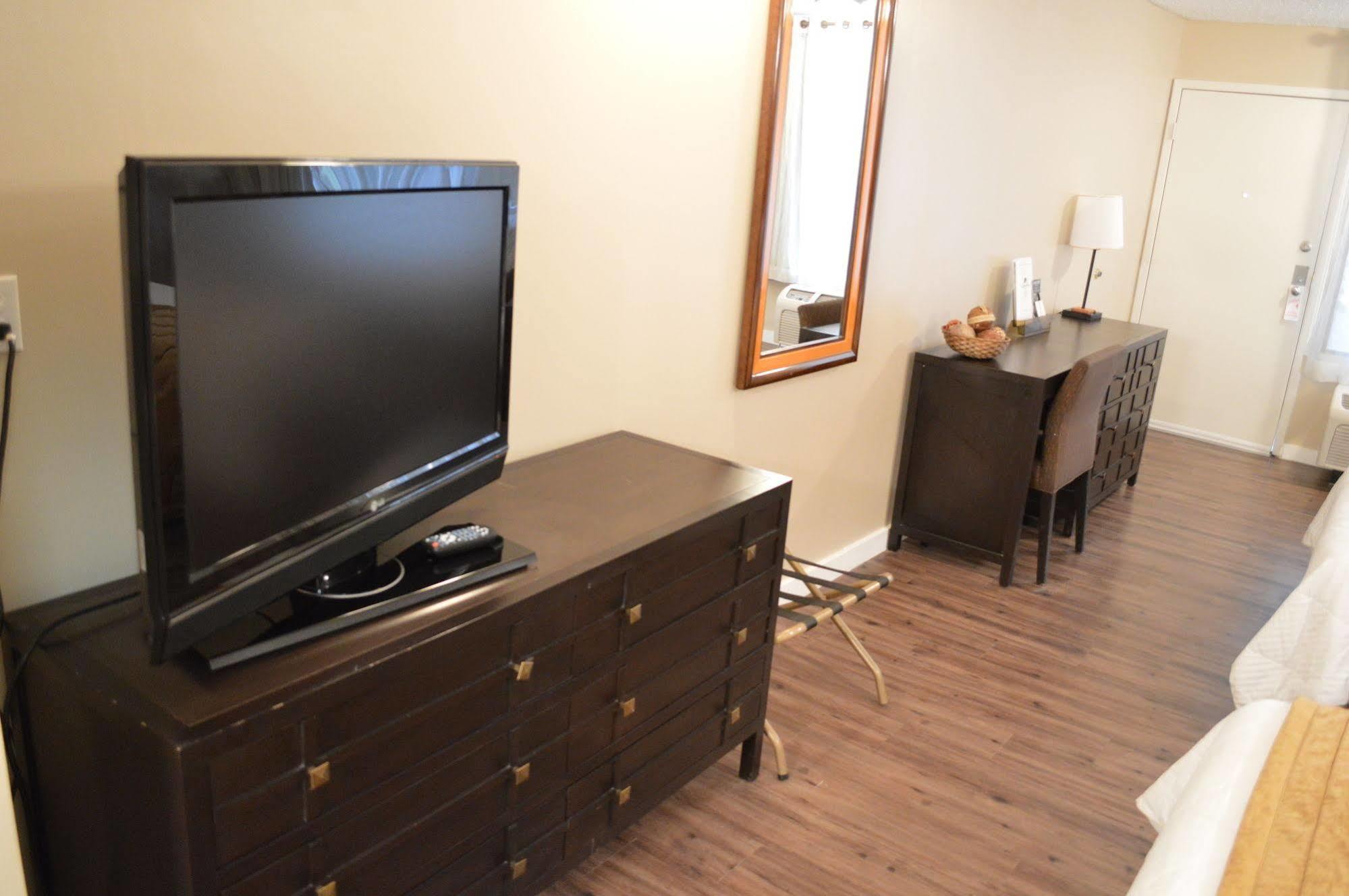 Laramie Valley Inn מראה חיצוני תמונה