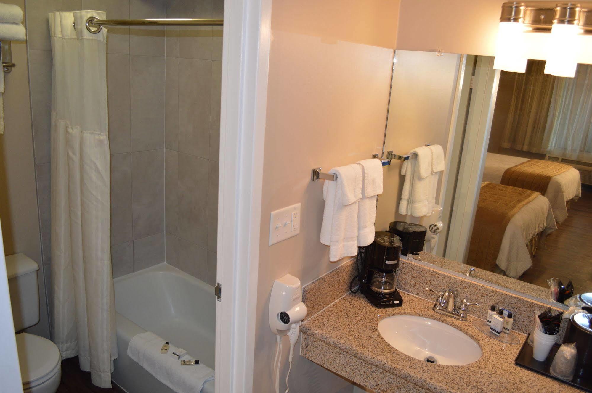 Laramie Valley Inn מראה חיצוני תמונה